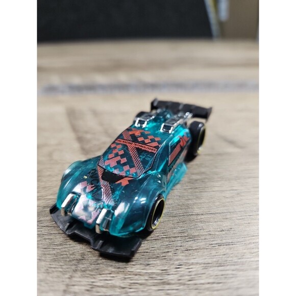 Hot Wheels DAVancenator Green Diecast 1/64 Mattel Loose Toy Car - Picture 1 of 6